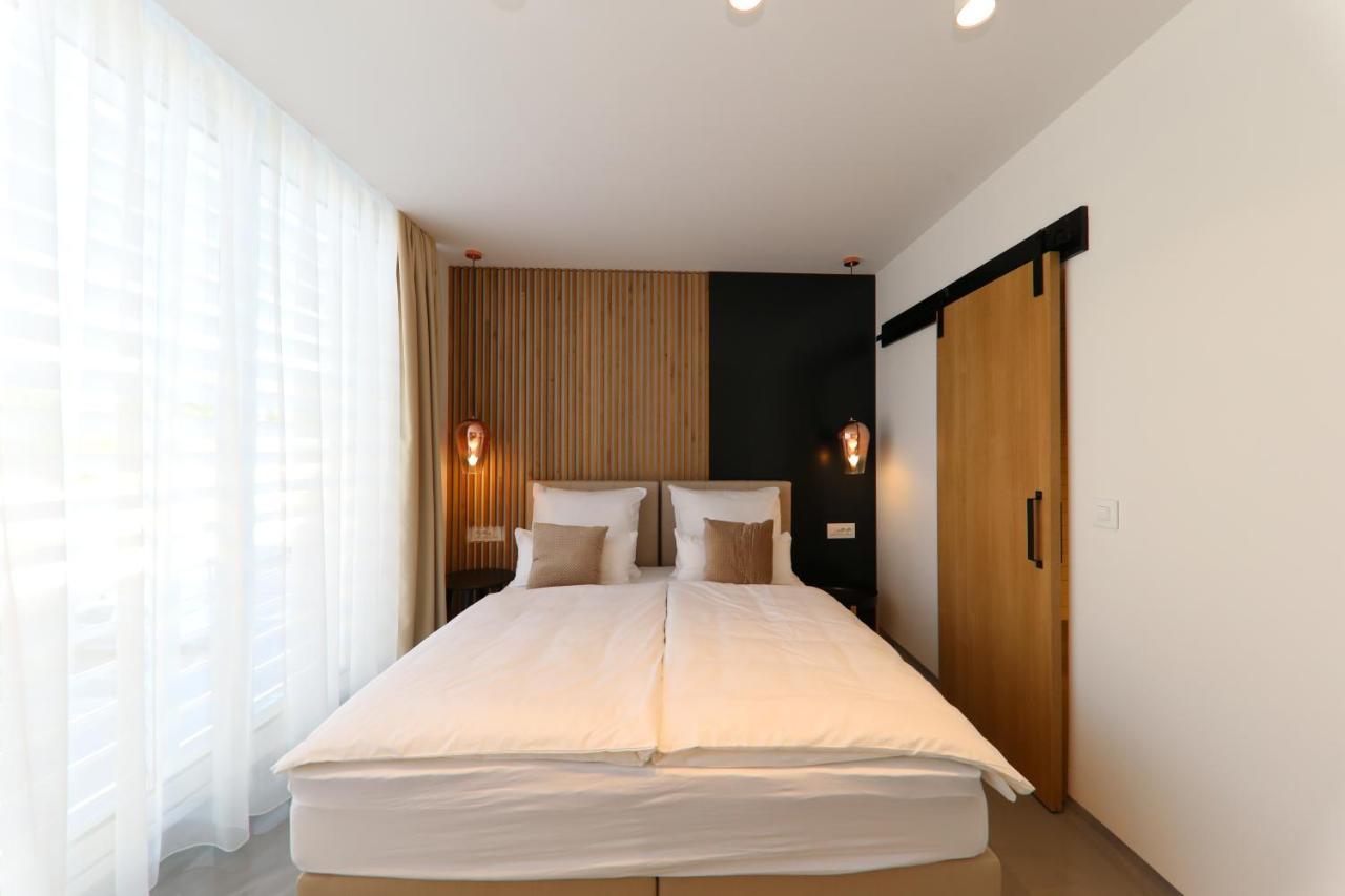 Whiterooms 12 Zadar Extérieur photo